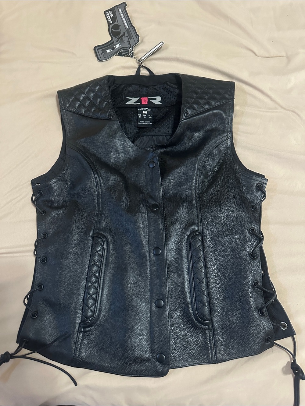 Z1R Gaucha Leather Women's Vest, concealed carry, size medium. new with tags